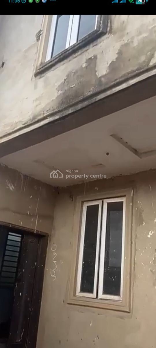 a Remkabke Built 3 Bedroom Duplex  Available. Video Available, Obawole Lagos State, Iju-ishaga, Agege, Lagos, House for Sale