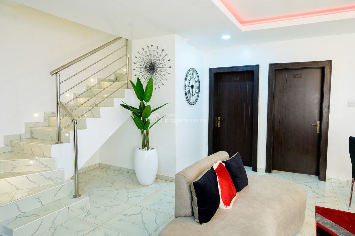 Brains & Hammers Estate -- Spacious 4-bedroom, 2 Living Rooms, Brains and Hammers City, Life Camp, Abuja, Semi-detached Duplex Short Let