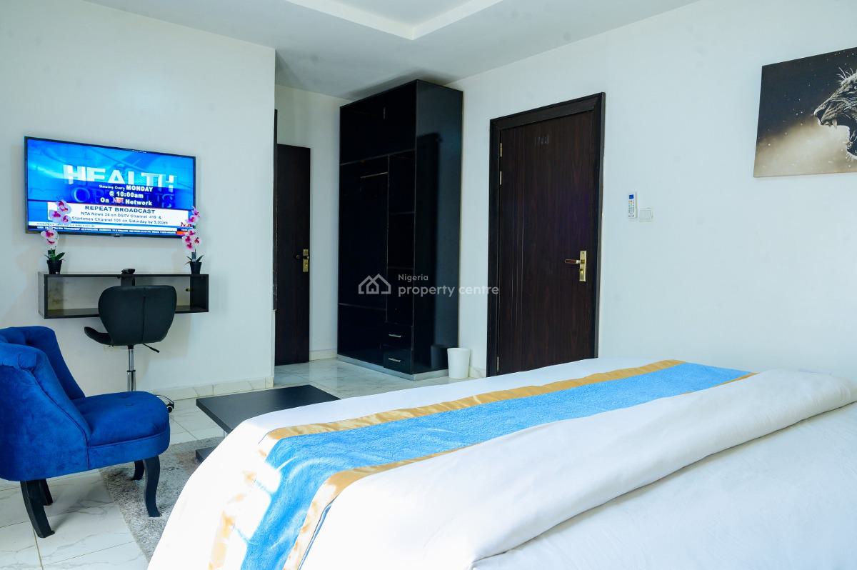 Brains & Hammers Estate -- Spacious 4-bedroom, 2 Living Rooms, Brains and Hammers City, Life Camp, Abuja, Semi-detached Duplex Short Let