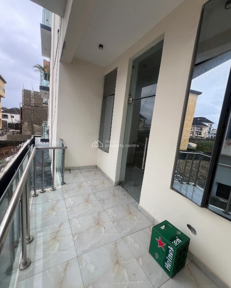Lovely 2 Bedroom Apartment with Bq, Chevron, Lekki, Lagos, Block of Flats for Sale