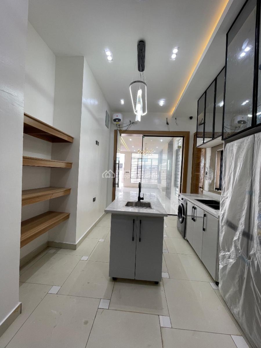 Gorgeous 4 Bedroom Detached Duplex with Bq, and in a Secured Estate., Lekki, Lekki, Lagos, Detached Duplex for Sale
