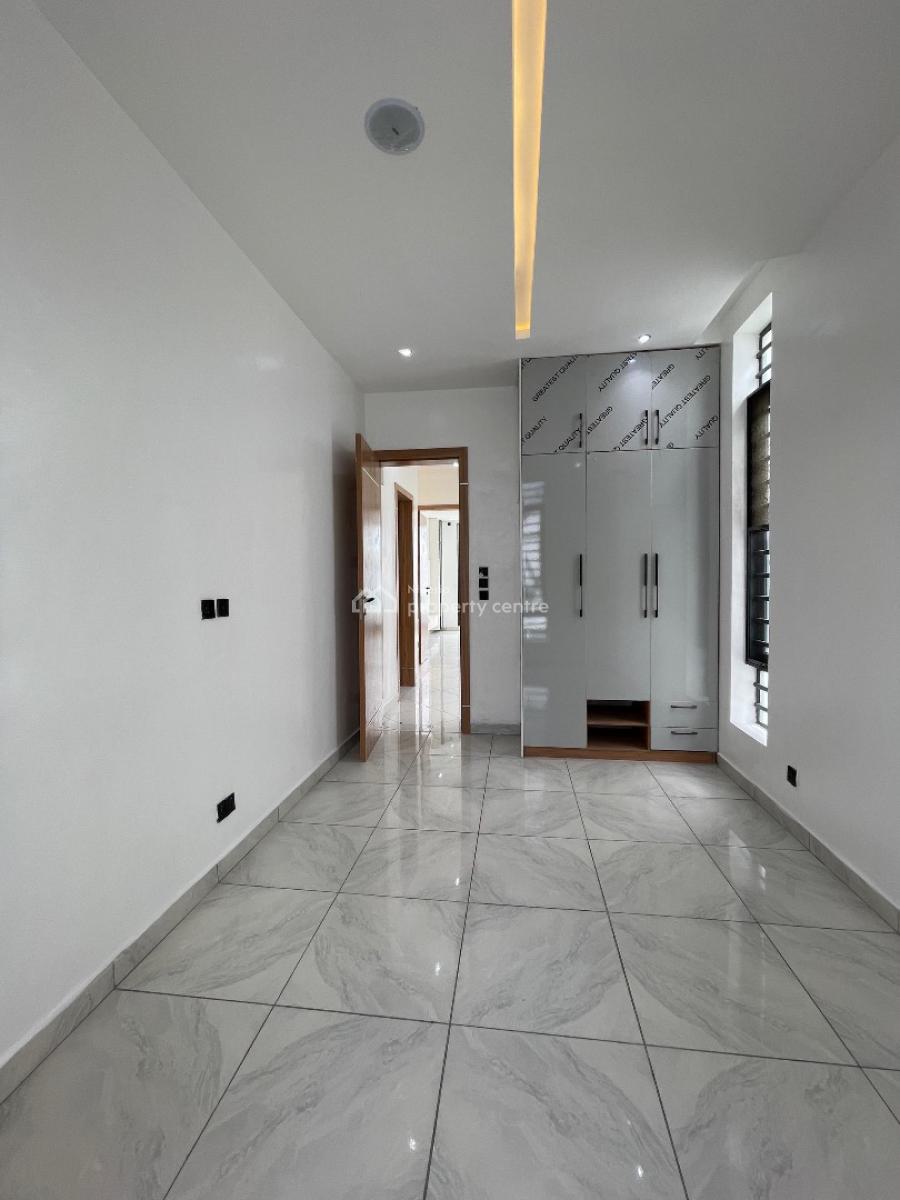 Gorgeous 4 Bedroom Detached Duplex with Bq, and in a Secured Estate., Lekki, Lekki, Lagos, Detached Duplex for Sale
