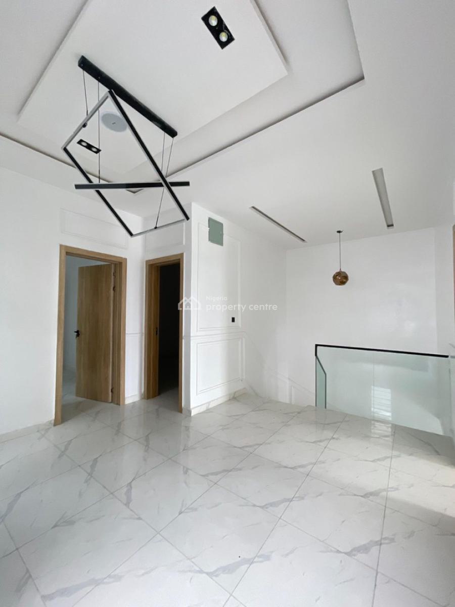 4bedrooms Semi Detached Duplex, 2nd Toll Gate, Lekki, Lekki, Lagos, Semi-detached Duplex for Sale