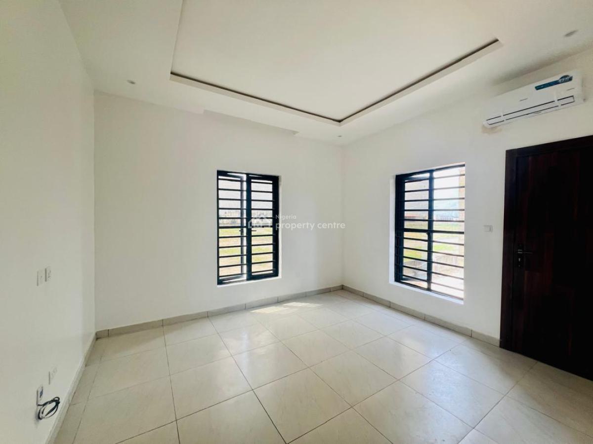 2bedroom Flat, Orchid Road, Lekki, Lagos, Flat / Apartment for Sale