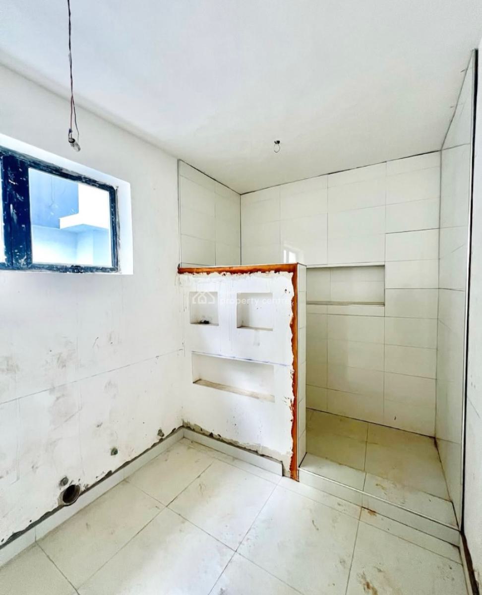 Large 4 Bedroom Townhouse in a Serviced Estate, Off Freedom Way, Lekki Phase 1, Lekki, Lagos, House for Rent
