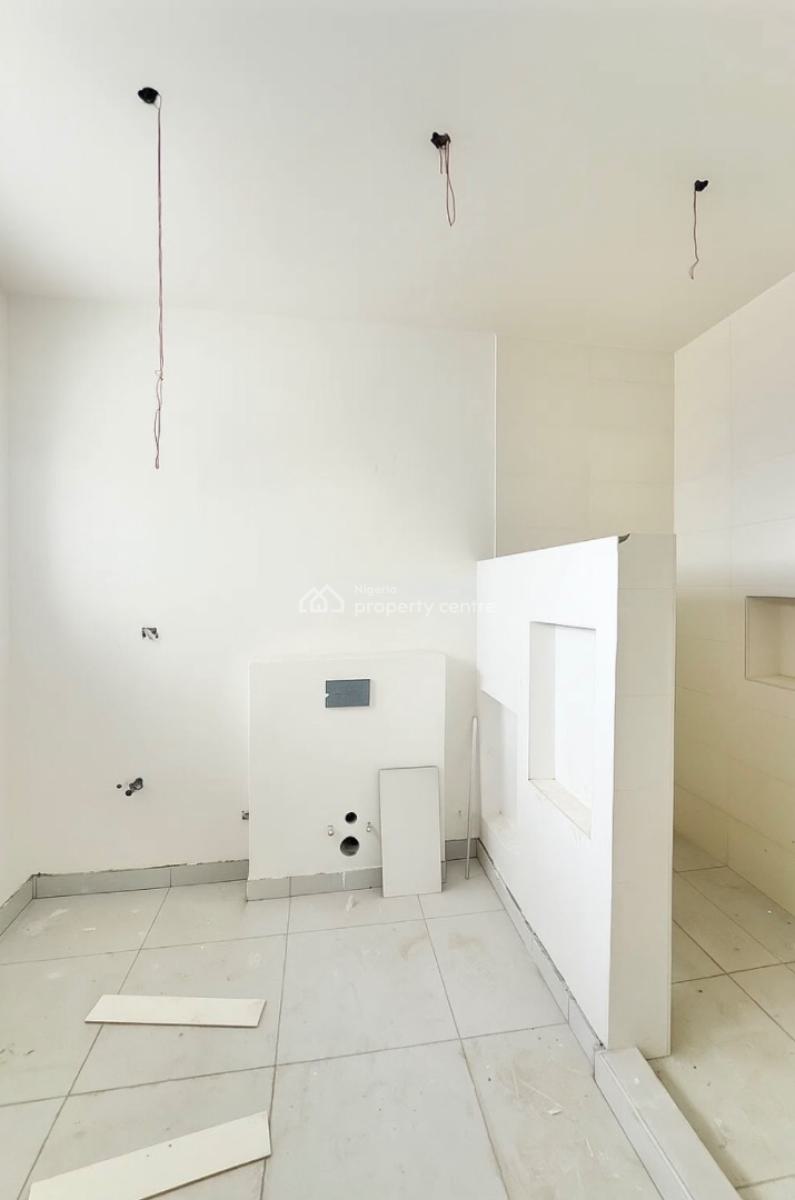 Large 4 Bedroom Townhouse in a Serviced Estate, Off Freedom Way, Lekki Phase 1, Lekki, Lagos, House for Rent
