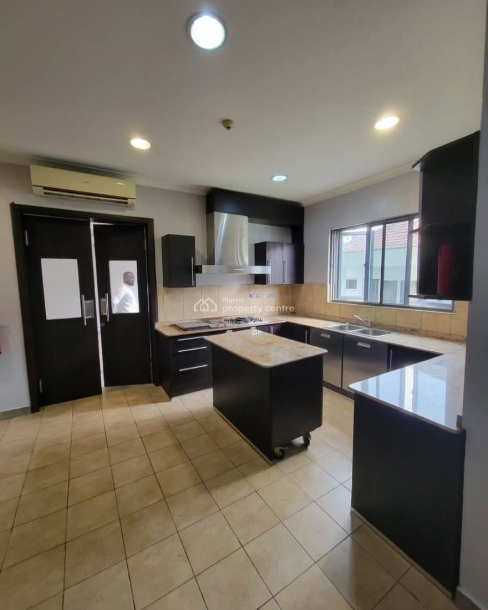 Serviced with 24/7 Power Supply 2 Bedroom En-suite Flat with Fully Fit, Victoria Island (vi), Lagos, Flat / Apartment for Rent