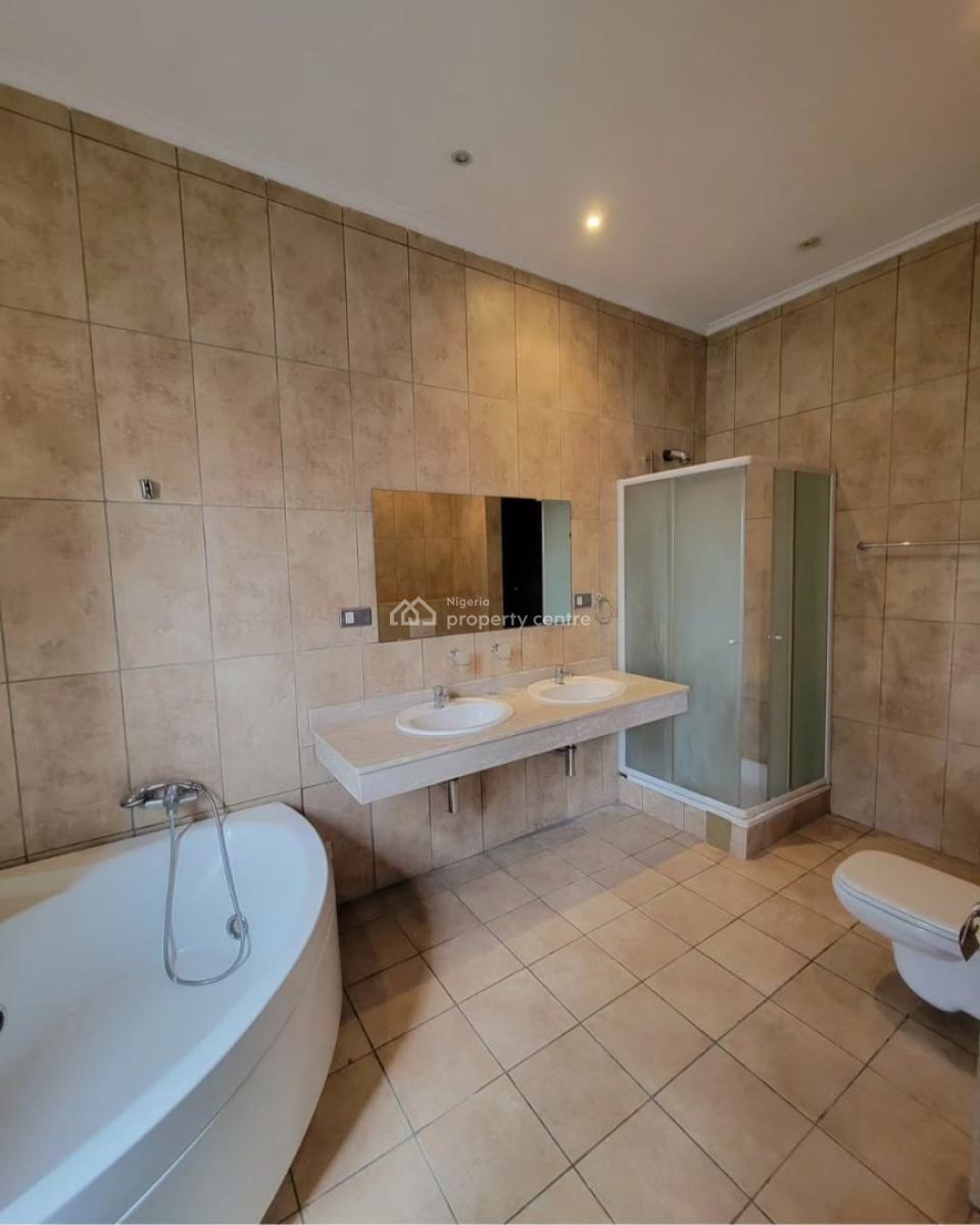 Serviced with 24/7 Power Supply 2 Bedroom En-suite Flat with Fully Fit, Victoria Island (vi), Lagos, Flat / Apartment for Rent