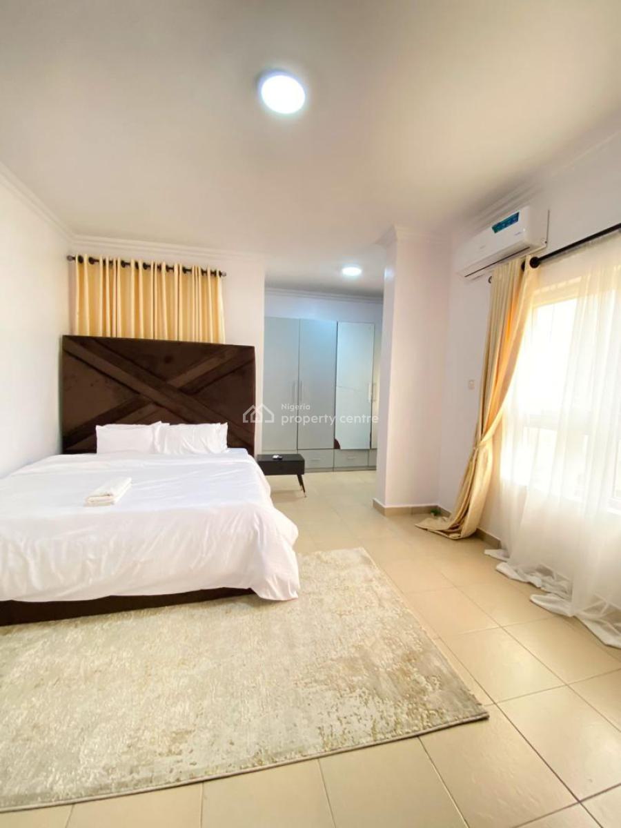 Luxury 3 Bedrooms Apartment, Cardogan Estate, Lekki, Lagos, Flat / Apartment Short Let