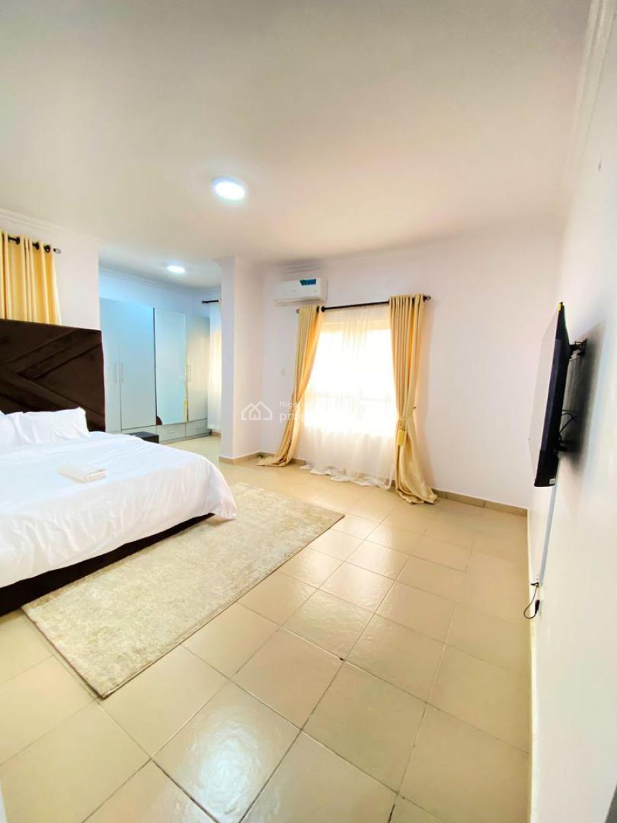 Luxury 3 Bedrooms Apartment, Cardogan Estate, Lekki, Lagos, Flat / Apartment Short Let