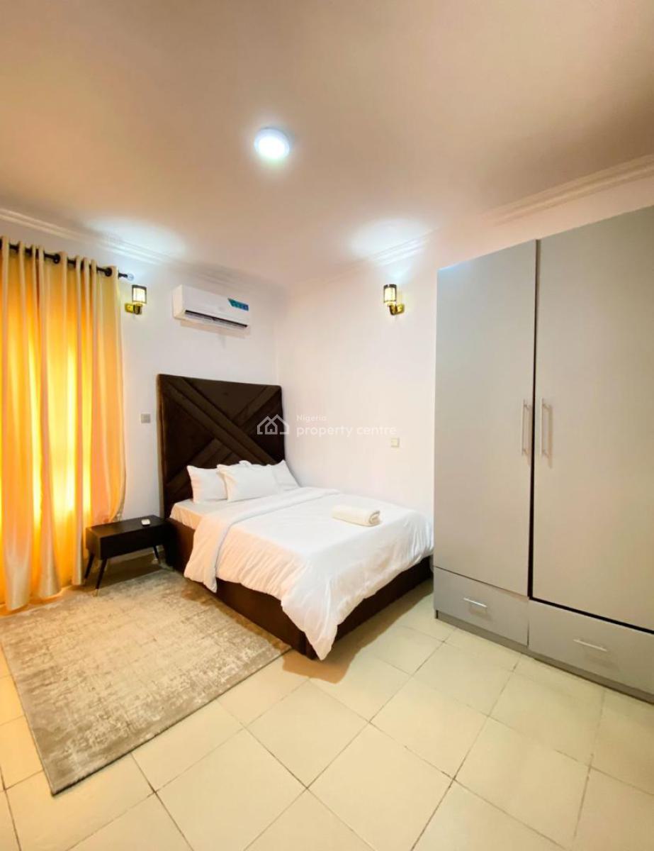 Luxury 3 Bedrooms Apartment, Cardogan Estate, Lekki, Lagos, Flat / Apartment Short Let