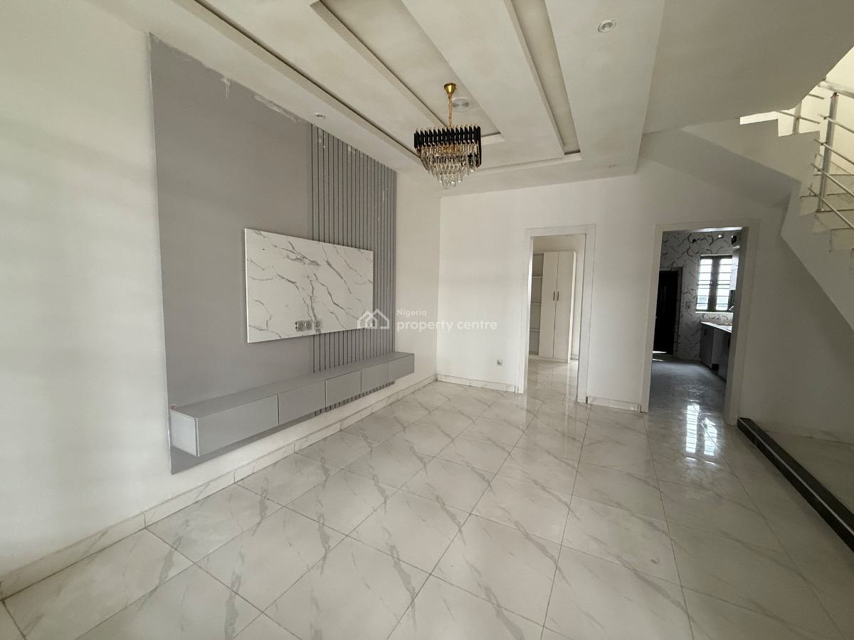3 Bedroom Terrace Duplex for Distress, Ikota Villa Estate, Ikota, Lekki, Lagos, Terraced Duplex for Sale