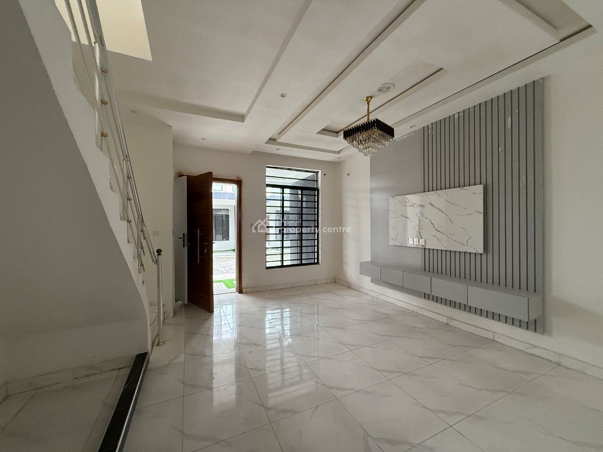 3 Bedroom Terrace Duplex for Distress, Ikota Villa Estate, Ikota, Lekki, Lagos, Terraced Duplex for Sale