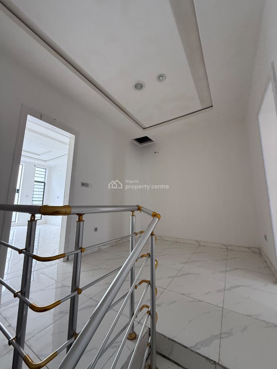 3 Bedroom Terrace Duplex for Distress, Ikota Villa Estate, Ikota, Lekki, Lagos, Terraced Duplex for Sale