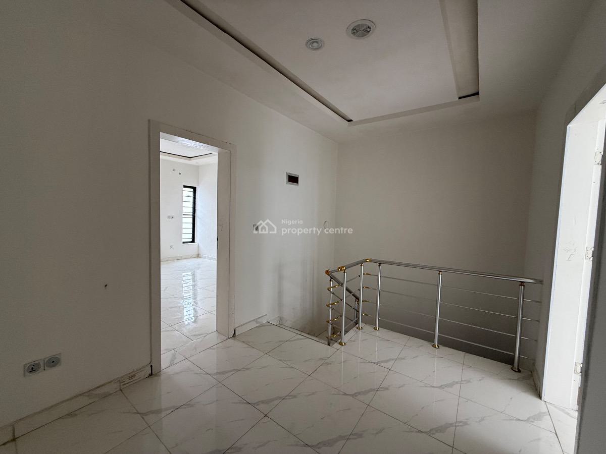 3 Bedroom Terrace Duplex for Distress, Ikota Villa Estate, Ikota, Lekki, Lagos, Terraced Duplex for Sale