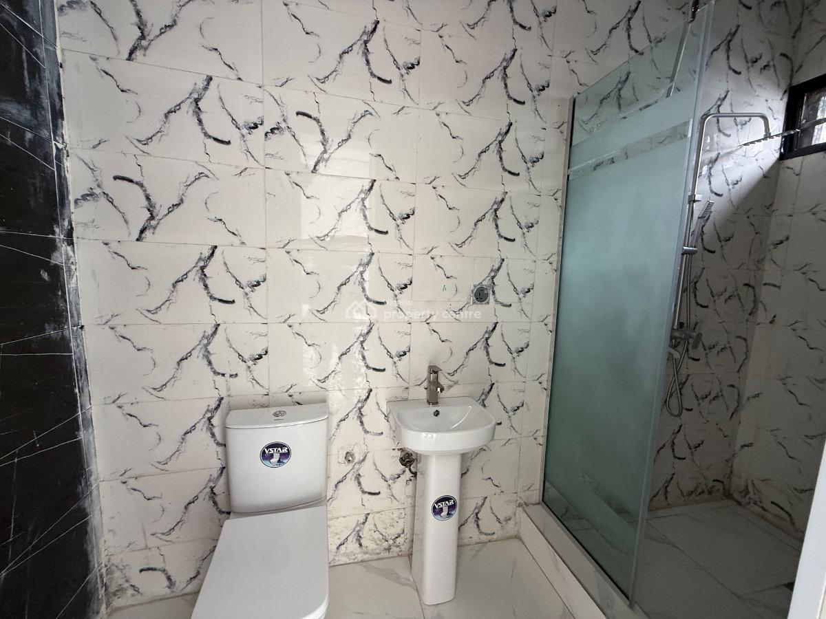 3 Bedroom Terrace Duplex for Distress, Ikota Villa Estate, Ikota, Lekki, Lagos, Terraced Duplex for Sale
