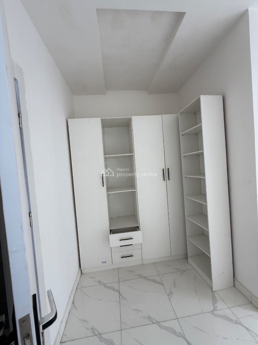 3 Bedroom Terrace Duplex for Distress, Ikota Villa Estate, Ikota, Lekki, Lagos, Terraced Duplex for Sale