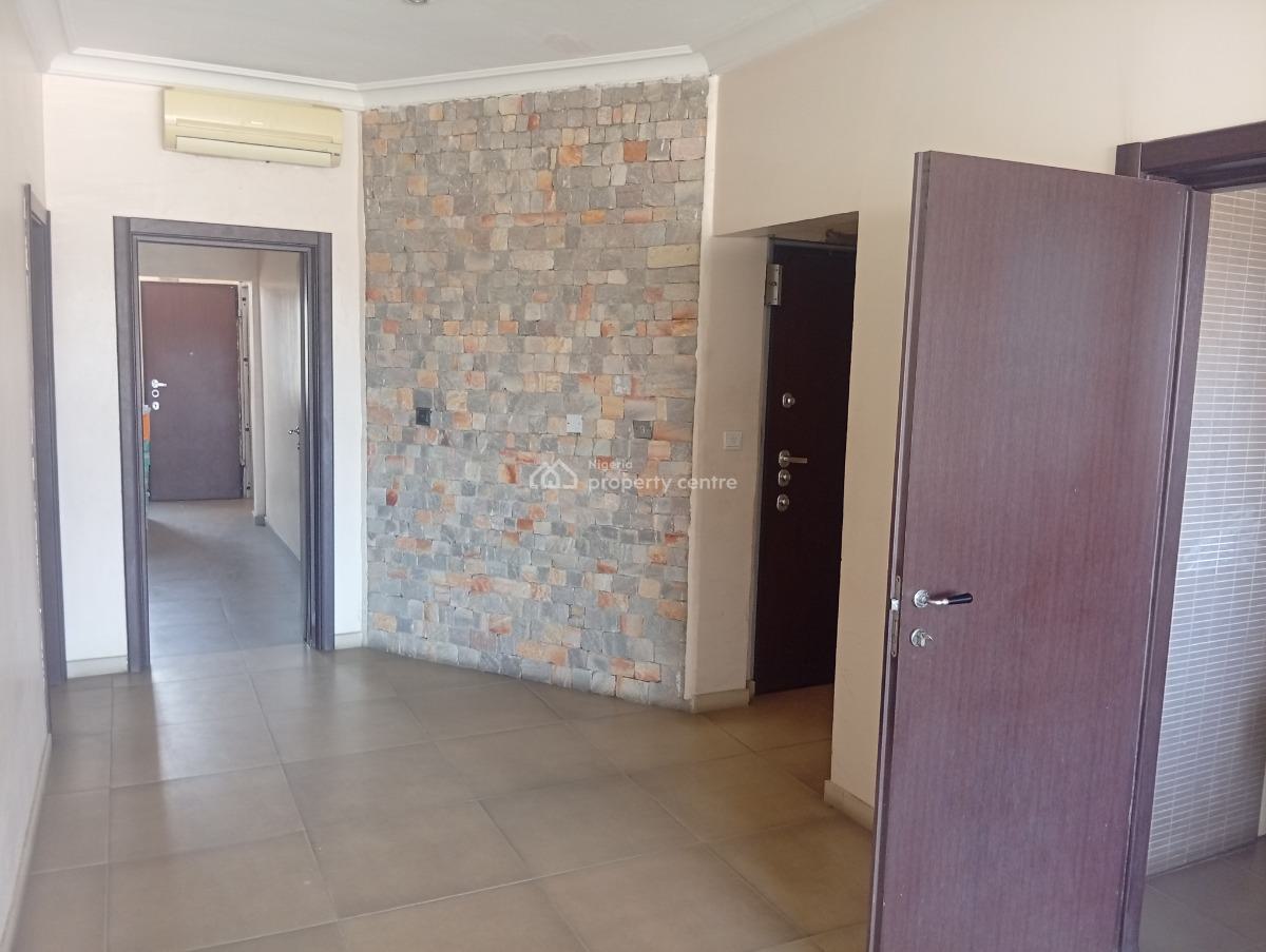 Serviced 2 Bedroom Office Flat with Elevator, Lekki Phase 1, Lekki, Lagos, Office Space for Rent