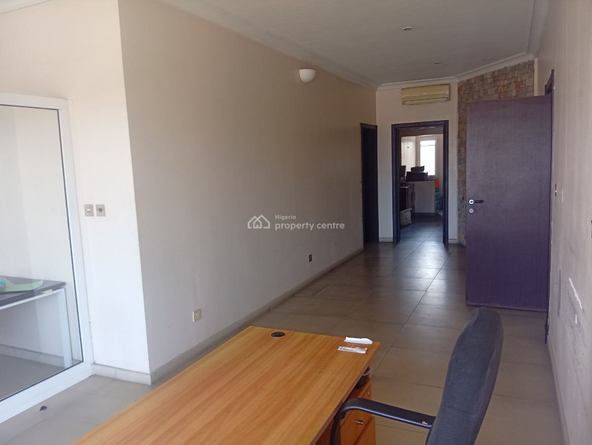 Serviced 2 Bedroom Office Flat with Elevator, Lekki Phase 1, Lekki, Lagos, Office Space for Rent