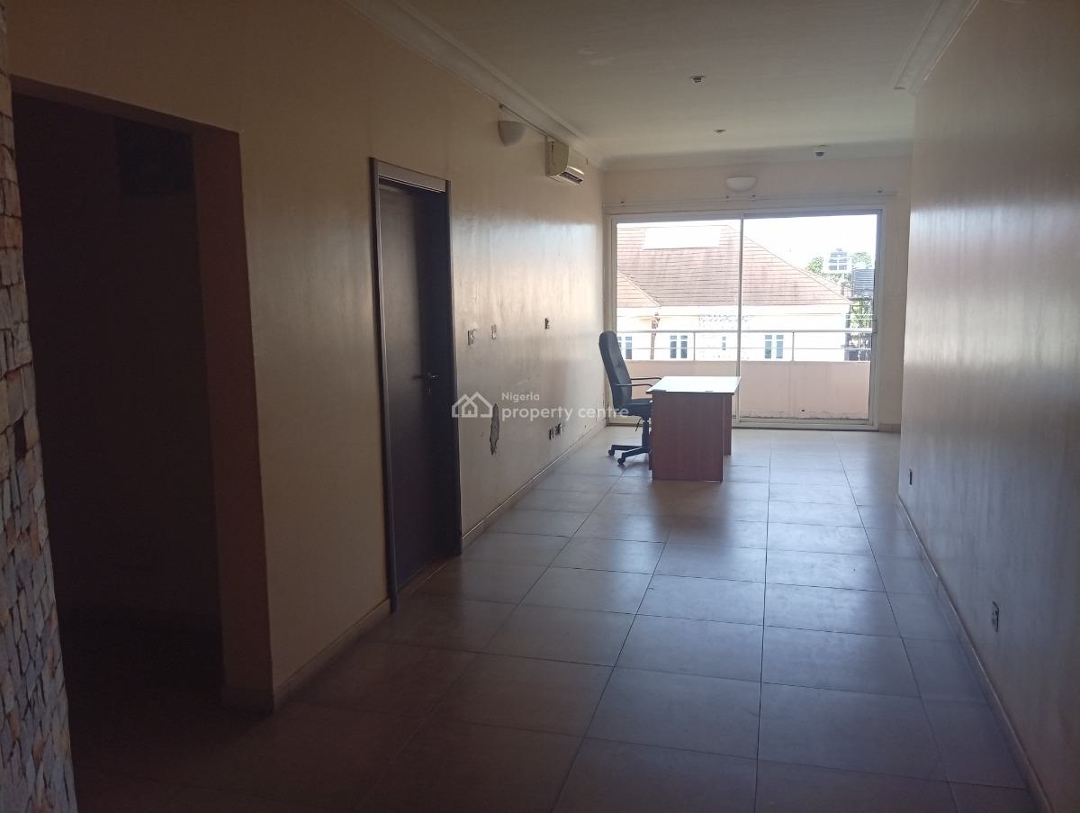 Serviced 2 Bedroom Office Flat with Elevator, Lekki Phase 1, Lekki, Lagos, Office Space for Rent