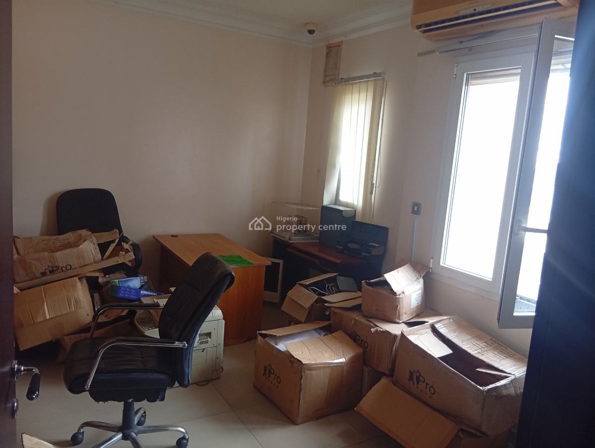 Serviced 2 Bedroom Office Flat with Elevator, Lekki Phase 1, Lekki, Lagos, Office Space for Rent