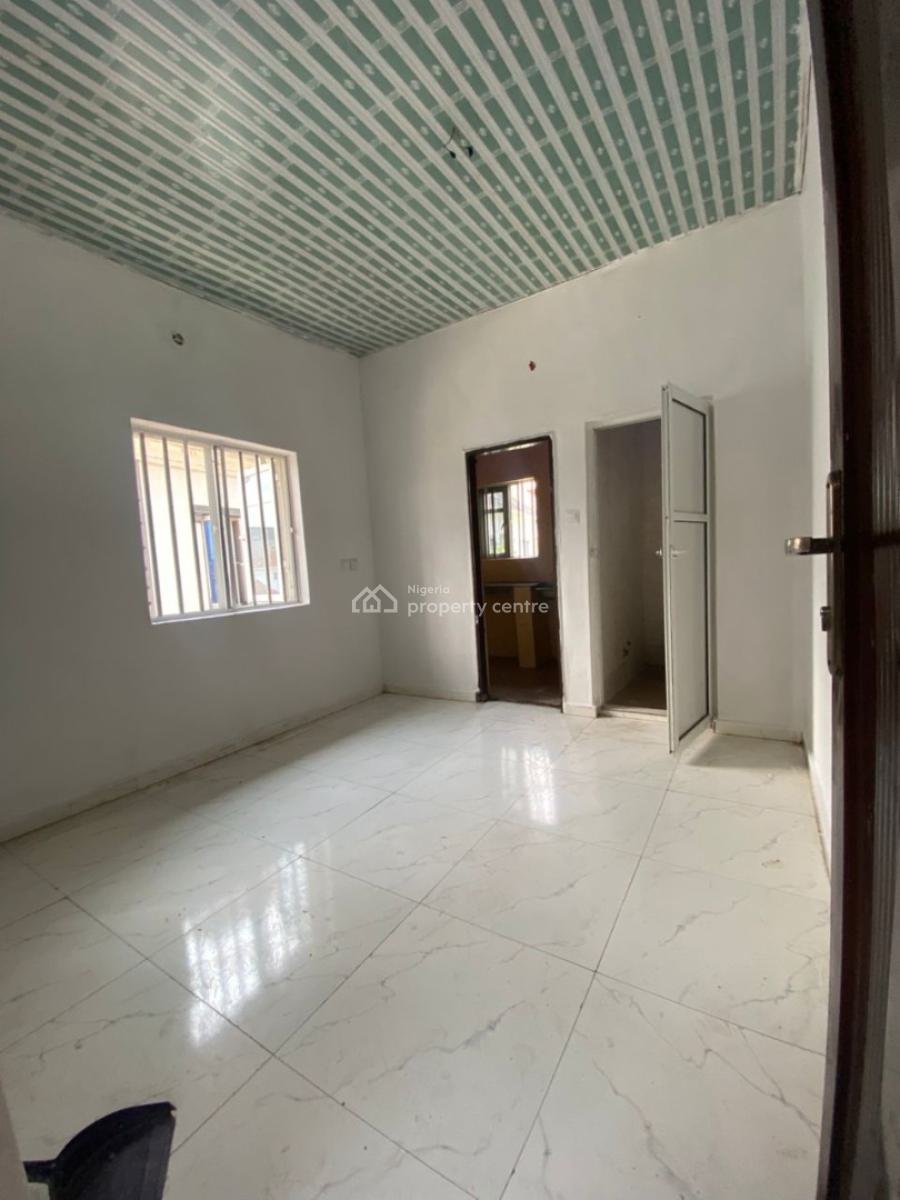 Sharp Self Contain, Thera Annex, Ogombo, Sangotedo, Ajah, Lagos, Self Contain (single Rooms) for Rent