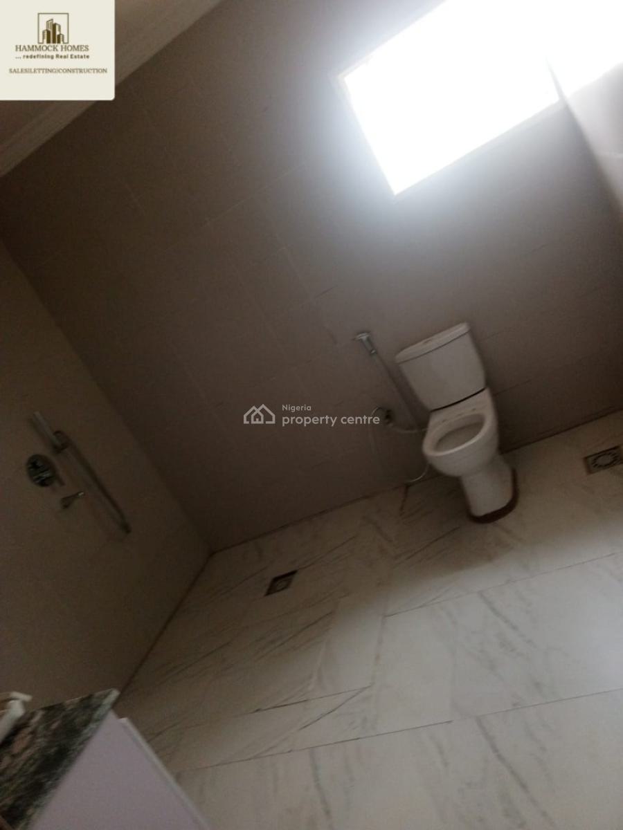 a Tastefully Finished Luxurious Massive 6 Bedroom Detached Duplex, Federal Government Housing Estate, Apapa, Moniya, Moniya, Ibadan, Oyo, House for Sale
