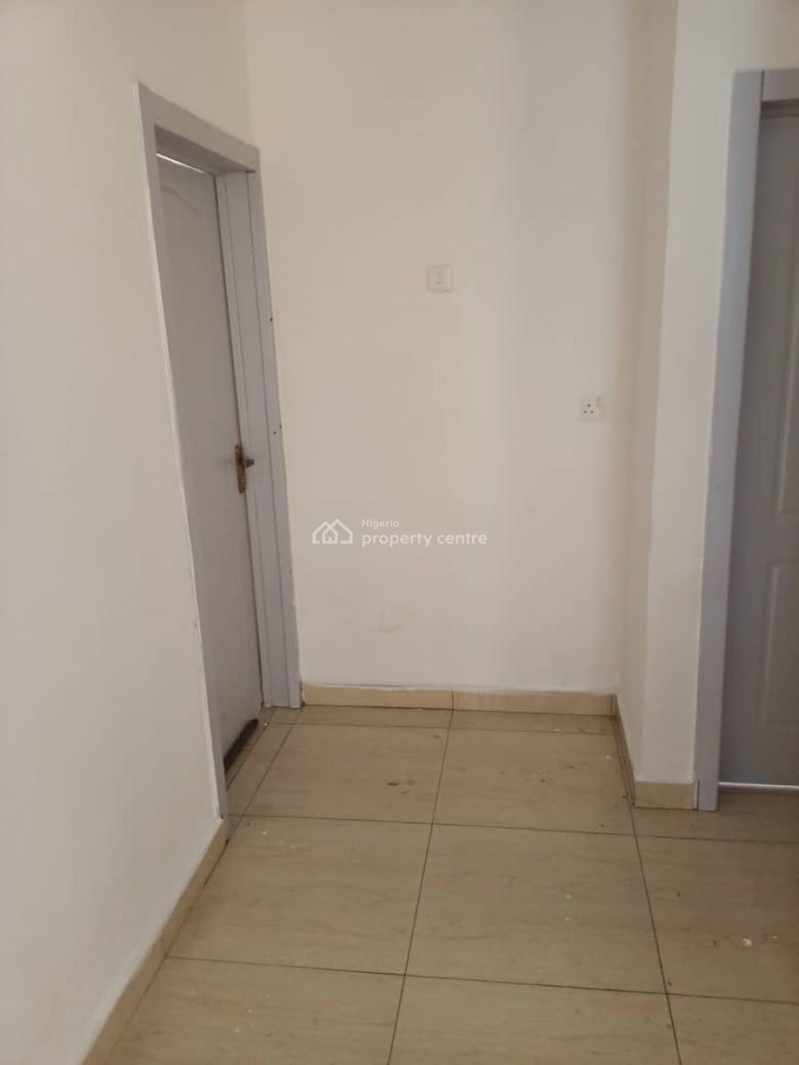 Spacious 4 Bedroom Terrace Duplex, Atlantic View Estate, New Road, Lekki, Lagos, Terraced Duplex for Rent