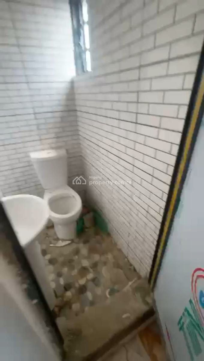 a Newly Built Spacious Mini Flat Upstairs, Ososa Street, Bariga, Shomolu, Lagos, Mini Flat (room and Parlour) for Rent