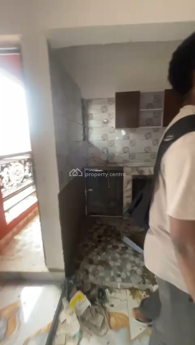 a Newly Built Spacious Mini Flat Upstairs, Ososa Street, Bariga, Shomolu, Lagos, Mini Flat (room and Parlour) for Rent