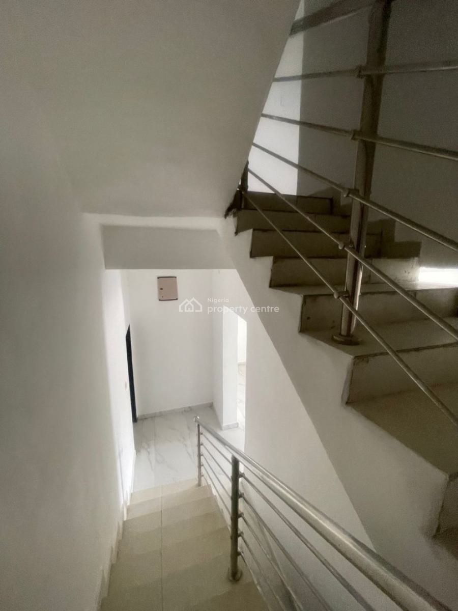 4 Bedroom Terrace and a Bq, Jahi, Abuja, Terraced Duplex for Rent