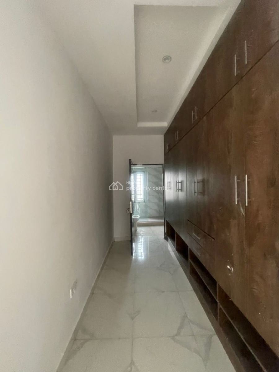 4 Bedroom Terrace and a Bq, Jahi, Abuja, Terraced Duplex for Rent