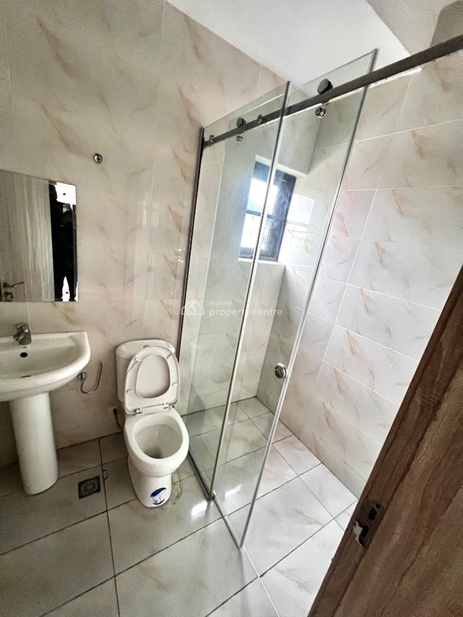 Pristine 4-bedroom Terrace with a Bq in an Estate, Lekki Phase 1, Lekki, Lagos, Terraced Duplex for Sale