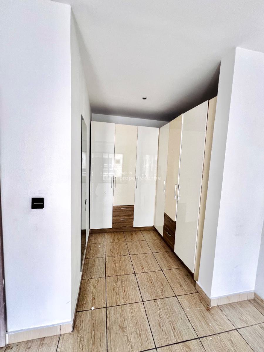 Pristine 4-bedroom Terrace with a Bq in an Estate, Lekki Phase 1, Lekki, Lagos, Terraced Duplex for Sale