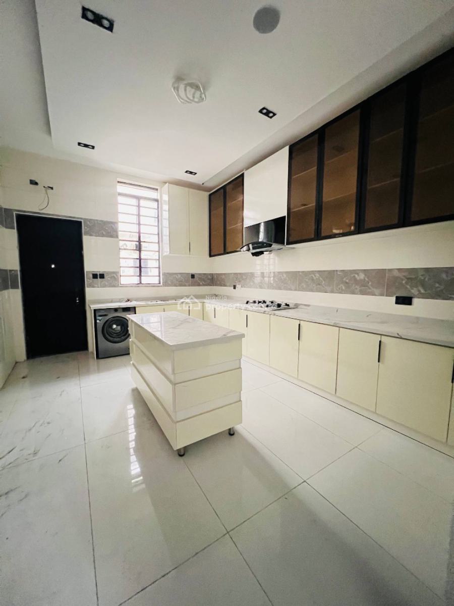5 Bedroom Fully Detached Duplex+bq, & Pool, in a Gated and Secured Estate, Lekki, Lagos, Detached Duplex for Sale