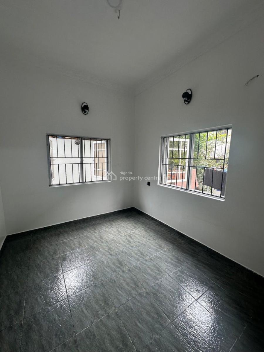 Beautiful 2 Bedroom Apartment, Lekki Phase 1, Lekki, Lagos, Flat / Apartment for Rent