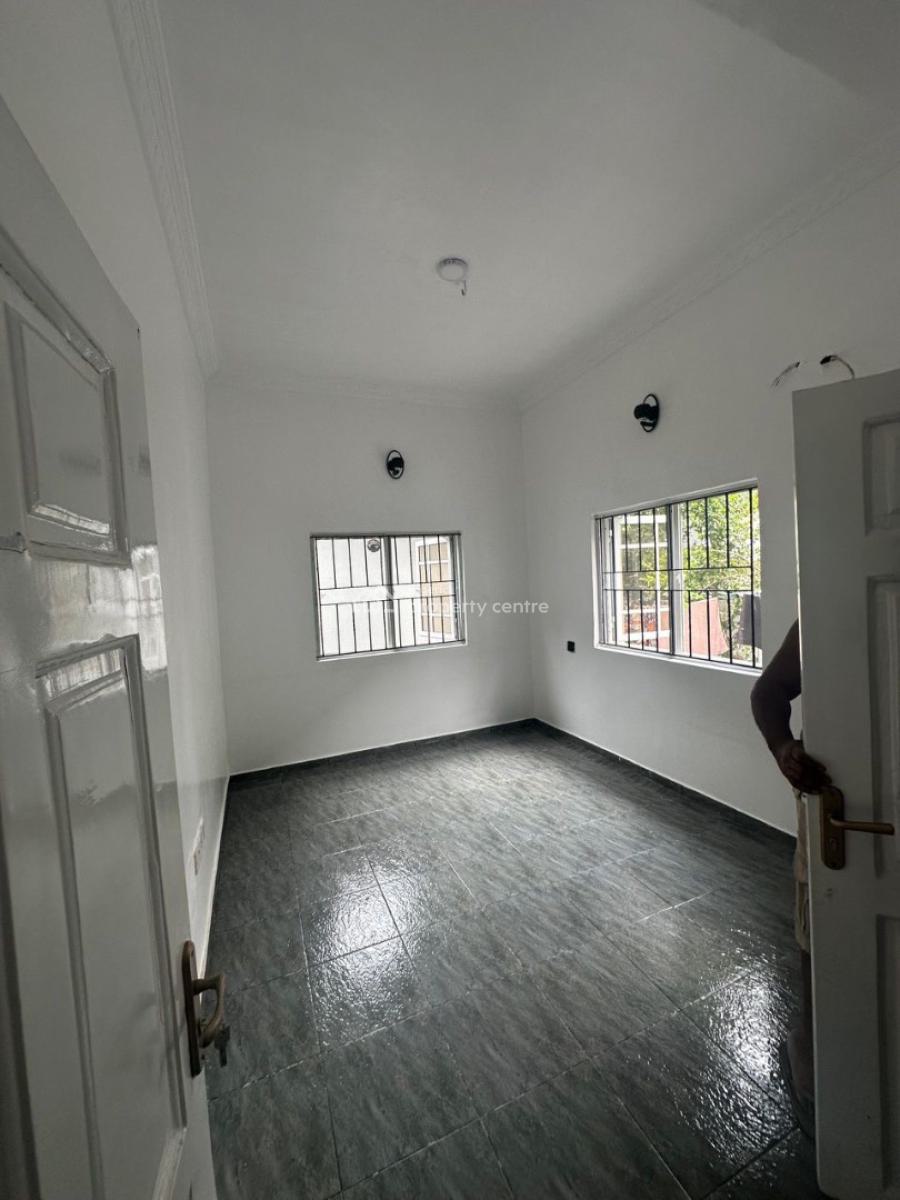 Beautiful 2 Bedroom Apartment, Lekki Phase 1, Lekki, Lagos, Flat / Apartment for Rent
