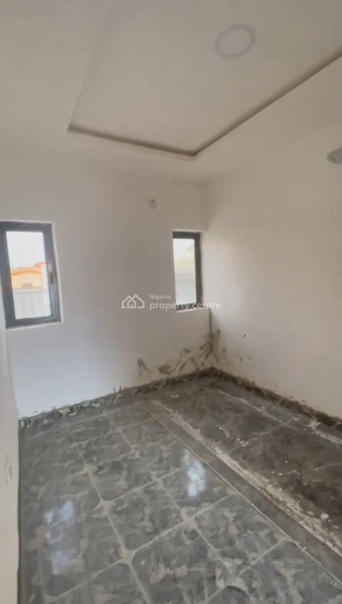 a Spacious and Standard Mini Flat, Upstairs with 2 Toilets, New Garage, Gbagada, Lagos, Mini Flat (room and Parlour) for Rent