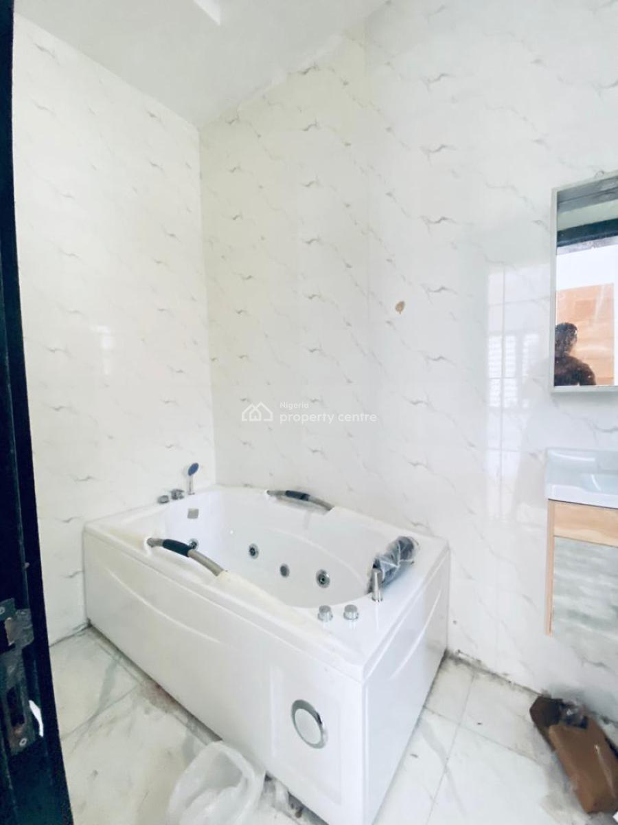 4-bedroom in a Gated Estate with Tight Security, Vgc, Lekki, Lagos, Semi-detached Duplex for Sale