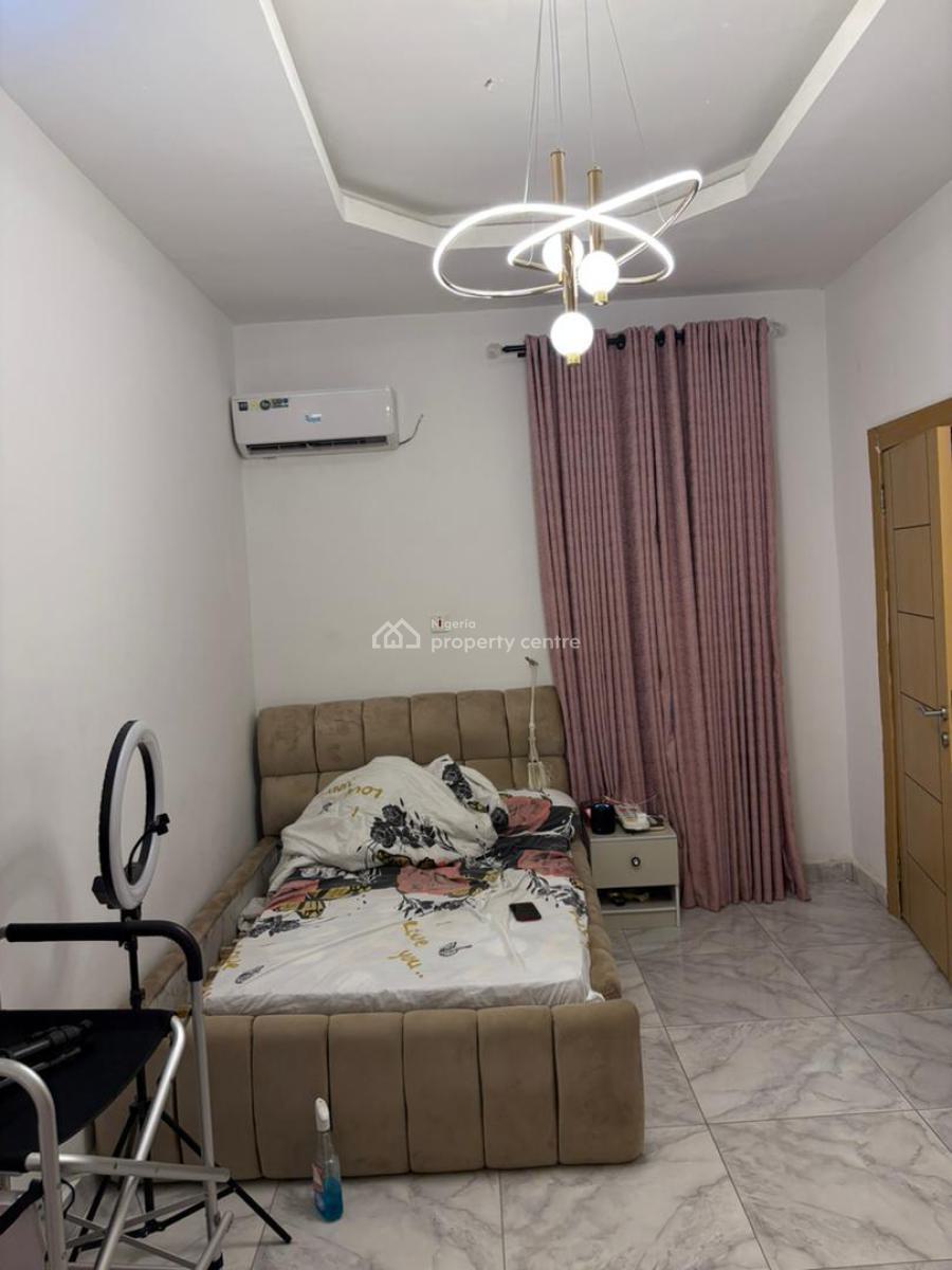Luxury Single Bedroom Apartment Upstairs, Pearl Court  Orchid Road, Lekki Expressway, Lekki, Lagos, Self Contain (single Rooms) for Rent