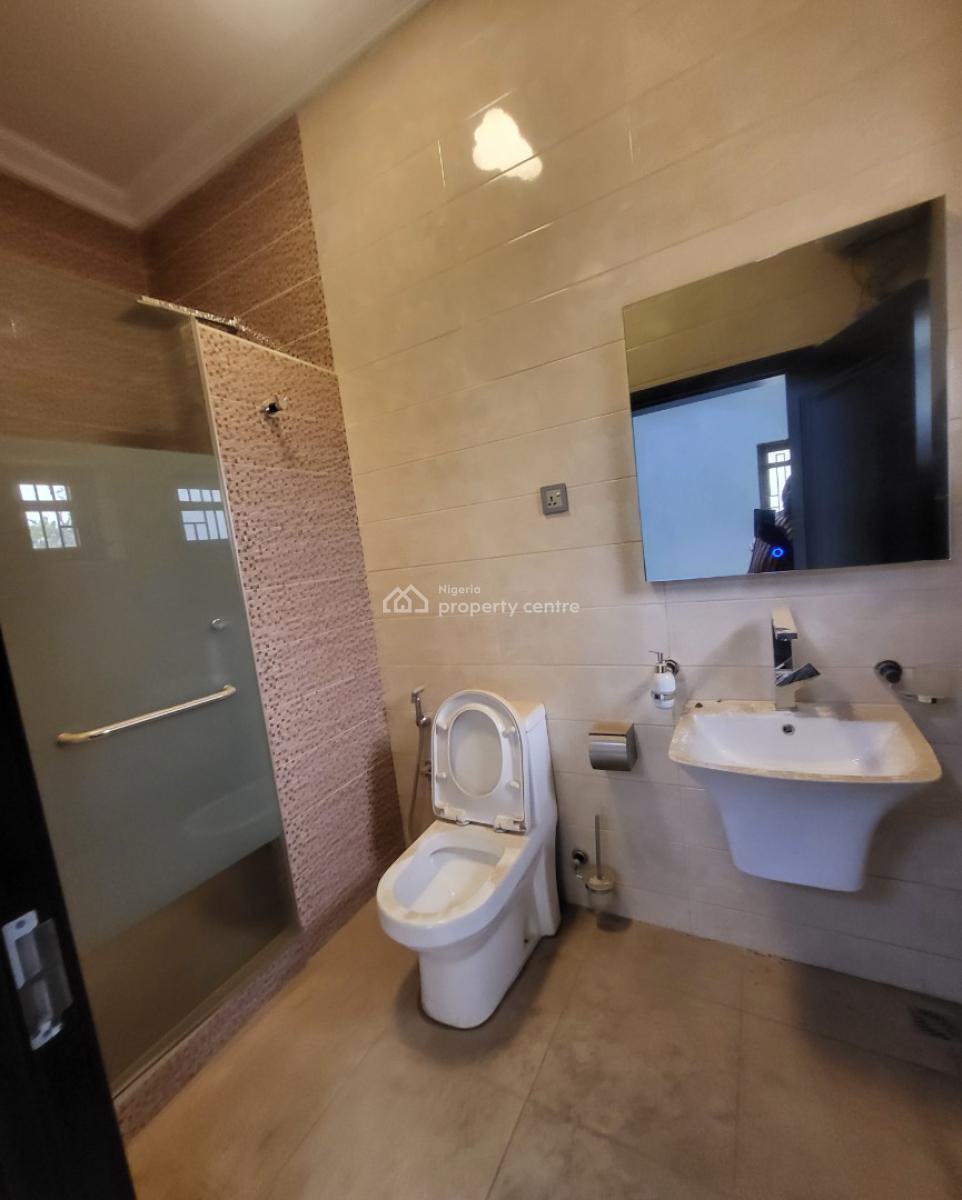 Luxurious Massive 2 Bedroom Flat, Near Games Village, Kaura, Abuja, Flat / Apartment for Rent