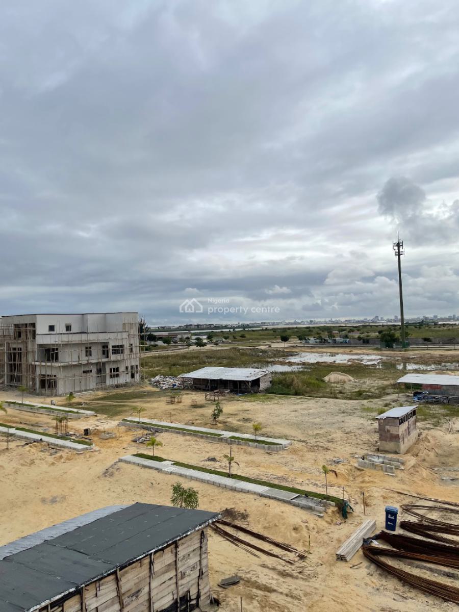 Luxury 3 Bed Maisonette, Chevron Drive, Lekki, Lagos, Block of Flats for Sale