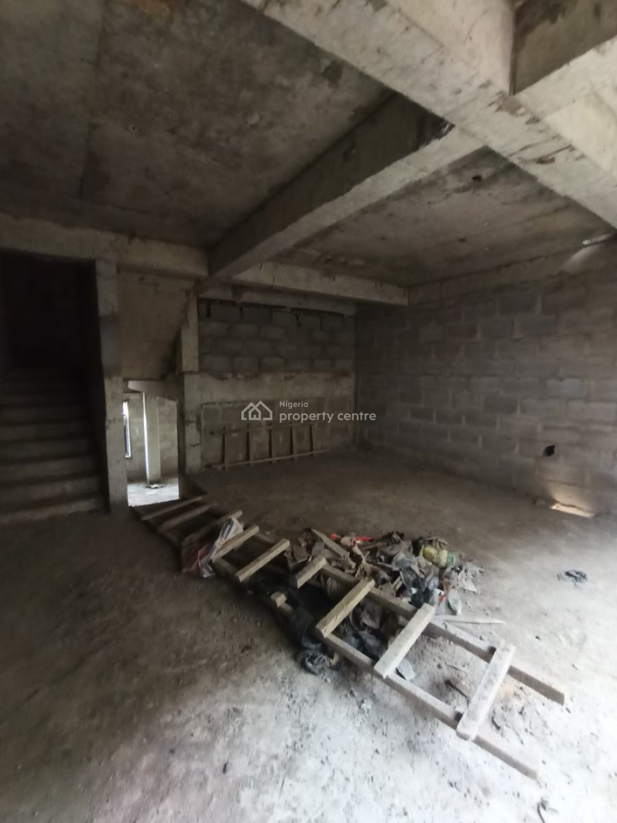 Newly Built Carcass 4 Bedroom Townhouses with a Bq, Medina Estate, Medina, Gbagada, Lagos, Terraced Duplex for Sale