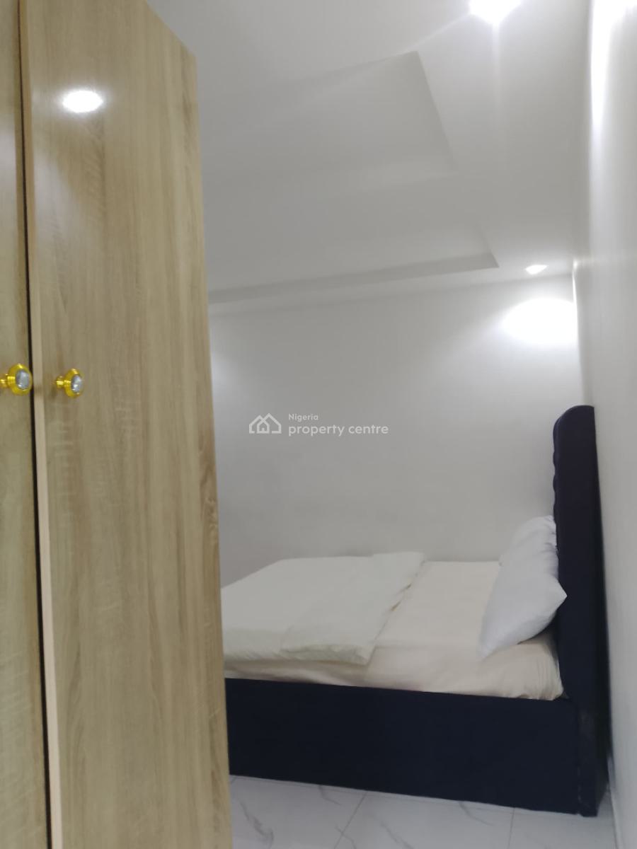Crestville Luxury 2 Bedroom Apartment, Surulere, Lagos, Flat / Apartment Short Let