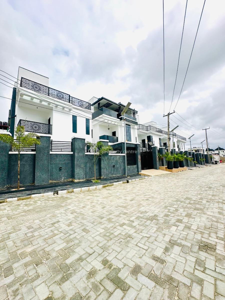 Beautifully Built 5 Bedroom Fully Detached Duplex with Bq, Amuwo Odofin, Lagos, Detached Duplex for Sale