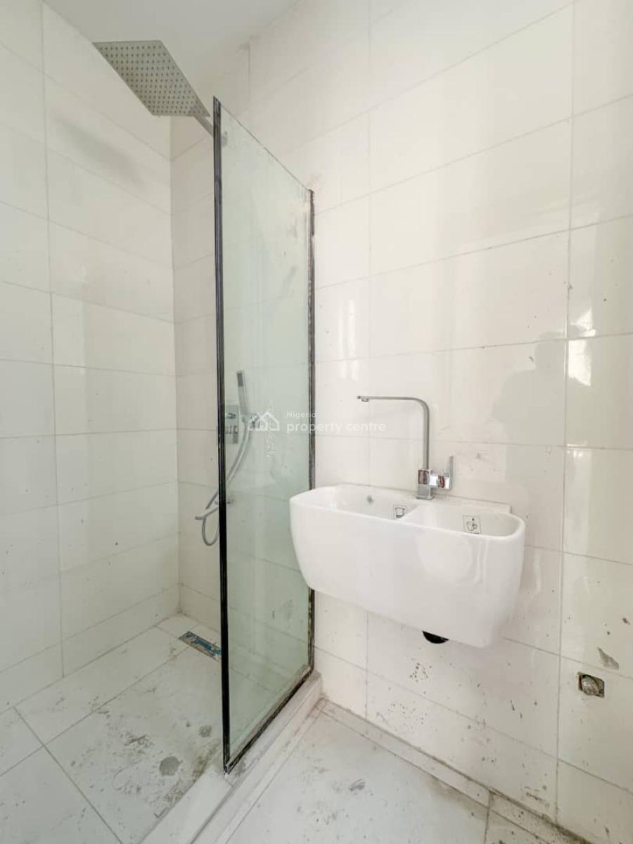 Newly Built Luxury & Spacious 1 Bedroom Apartment All Ensuite, Lekki Phase 1, Lekki, Lagos, Flat / Apartment for Sale