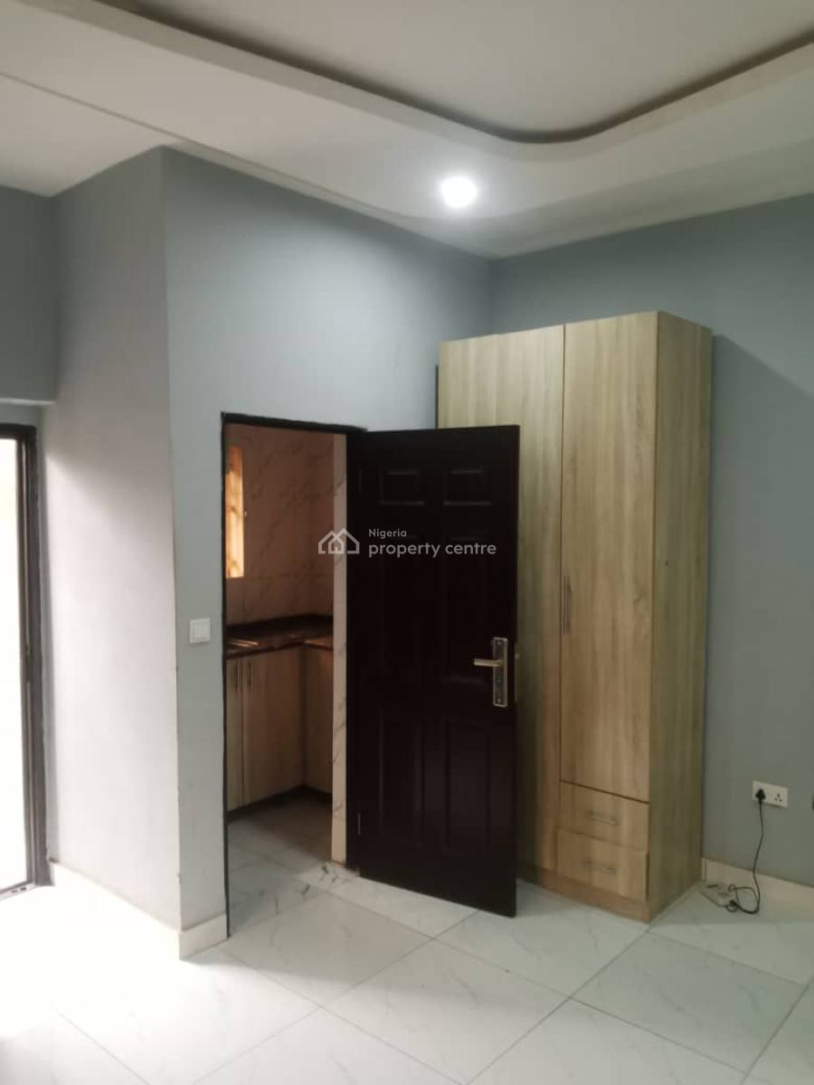 Excellent Spacious Self Contain, Voice of Nigeria, Lugbe District, Abuja, Self Contain (single Rooms) for Rent