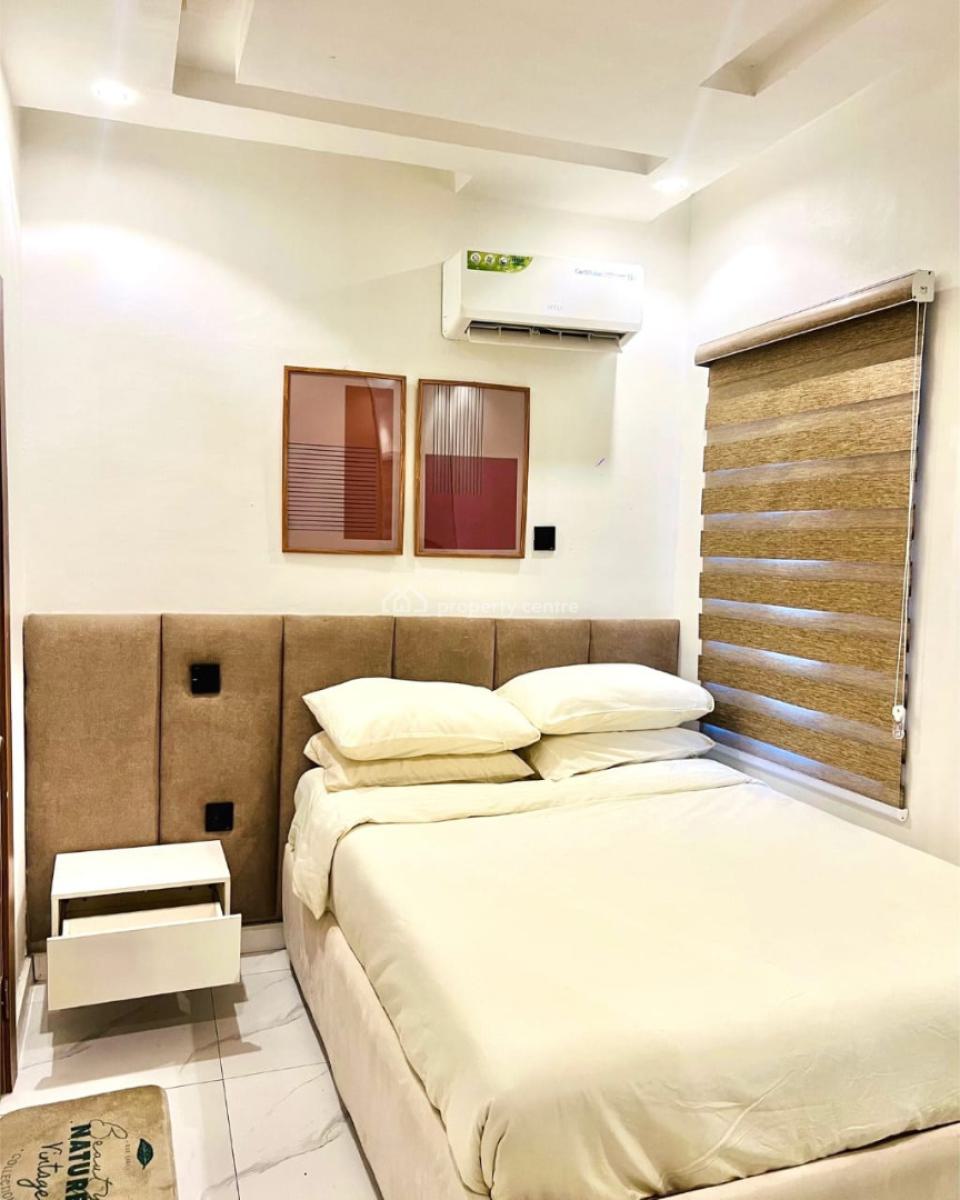 Crestville 1 Bedroom, Surulere, Lagos, Mini Flat (room and Parlour) Short Let