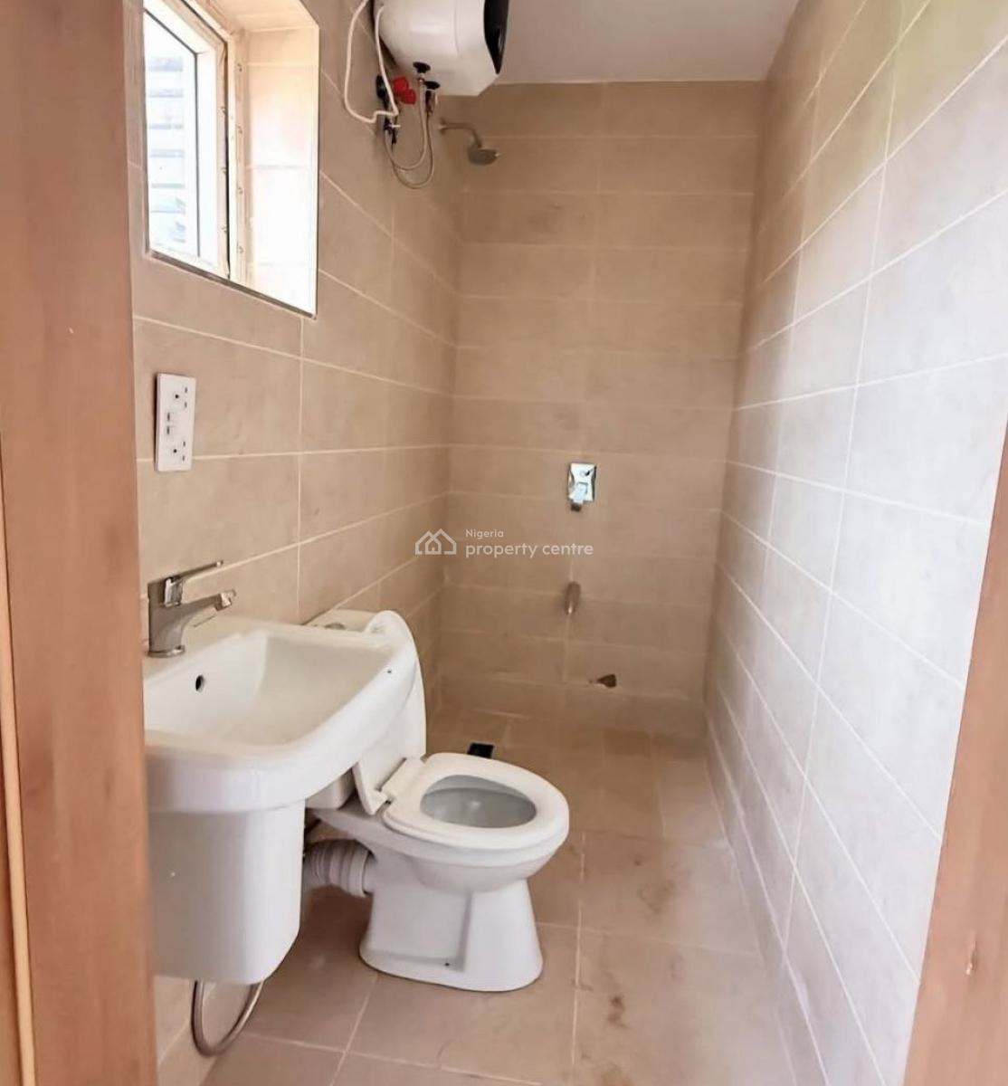 Serviced 3 Bedrooms Apartment, Life Camp, Abuja, Flat / Apartment for Rent