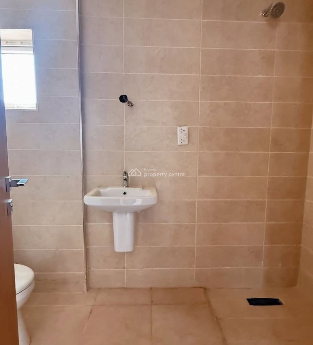 Serviced 3 Bedrooms Apartment, Life Camp, Abuja, Flat / Apartment for Rent